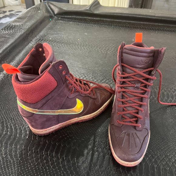 Rare Nike Dunk Sky Hi Wedge Dark Loden H2O Repel Anthracite Boot Size 9, Burgend - Picture 1 of 4